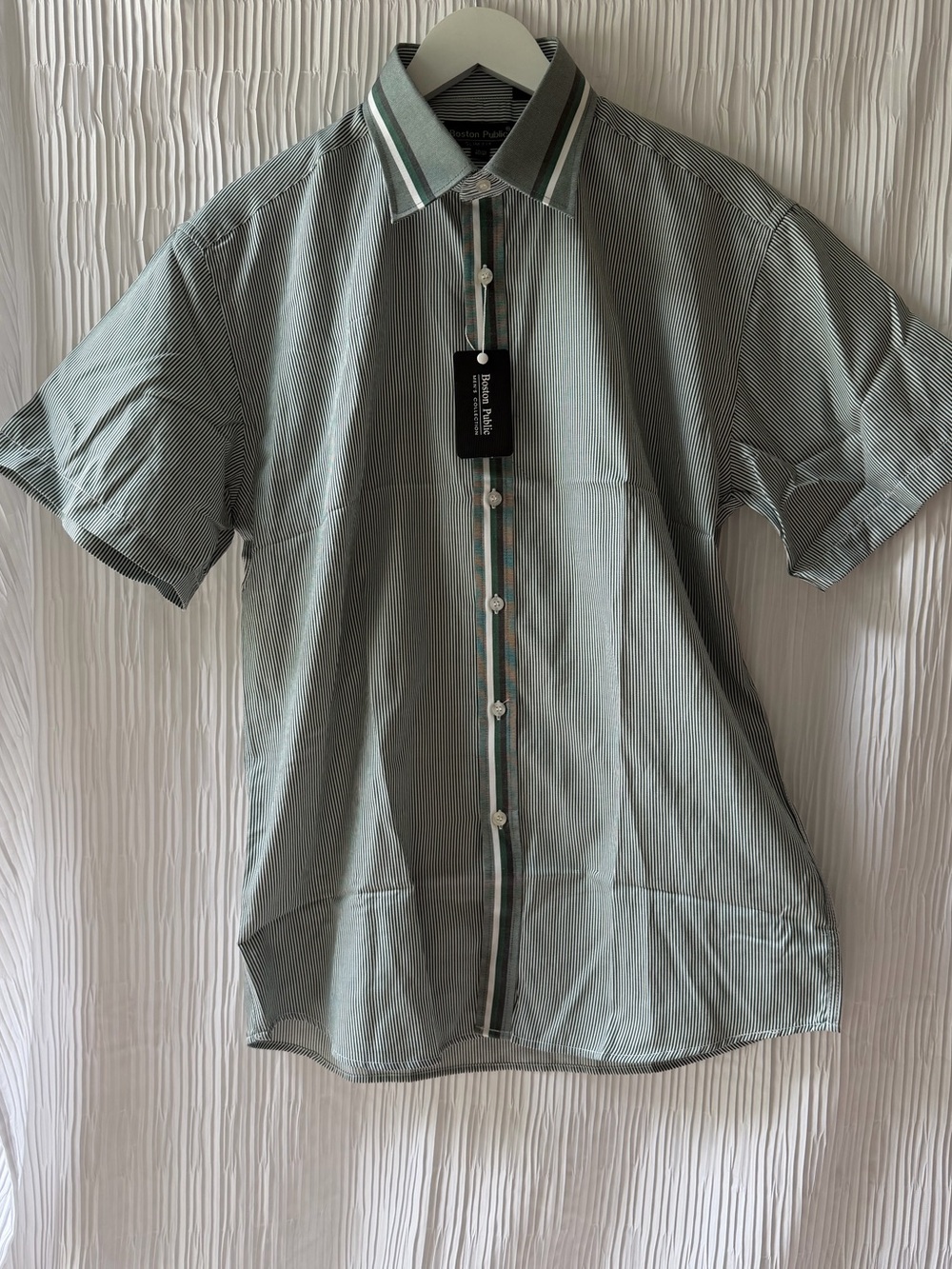 Boston Public Short Sleeve Button Down - Size 40/41 Slim Fit